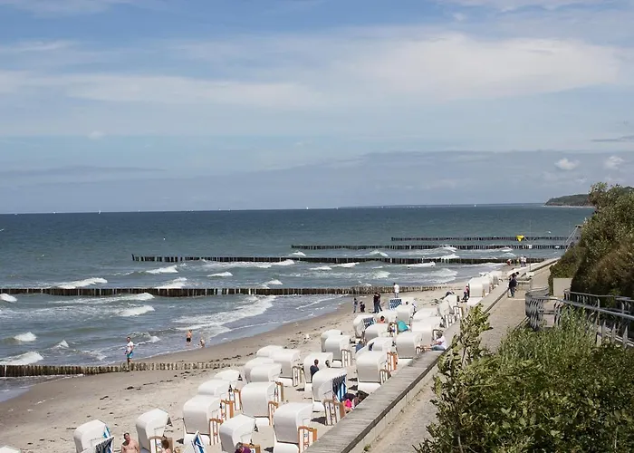 度假居 Leuchtturm Im Ostseeidyll Am Waldrand *